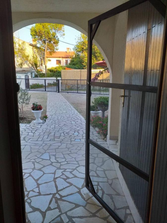 Villa Kadinela, 200M From Kamenjak, Huge Quiet Garden With Barbecue, 2 New Kitchens Premantura Buitenkant foto