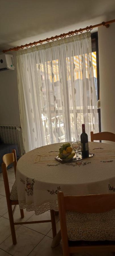 Villa Kadinela, 200M From Kamenjak, Huge Quiet Garden With Barbecue, 2 New Kitchens Premantura Buitenkant foto