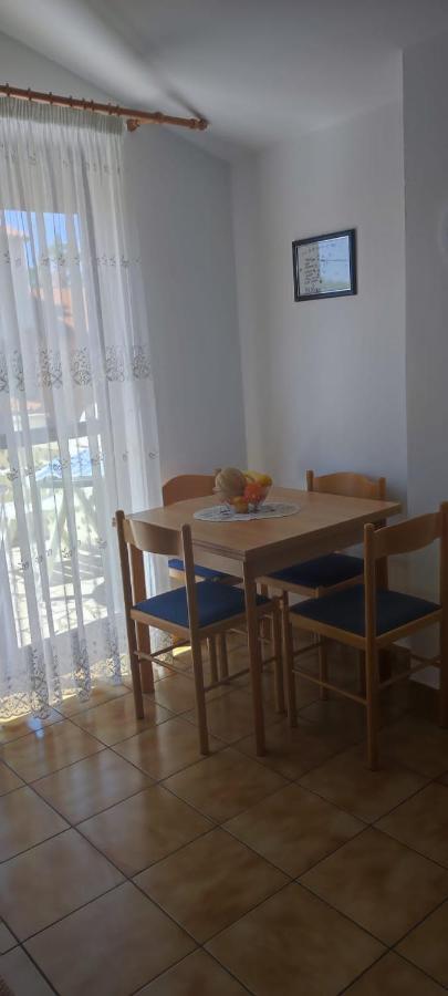Villa Kadinela, 200M From Kamenjak, Huge Quiet Garden With Barbecue, 2 New Kitchens Premantura Buitenkant foto