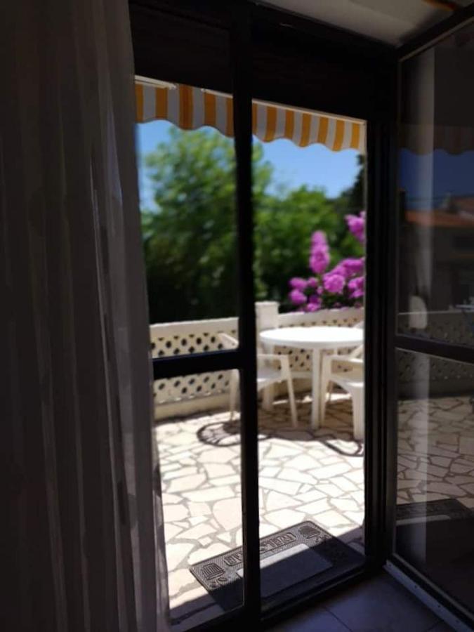 Villa Kadinela, 200M From Kamenjak, Huge Quiet Garden With Barbecue, 2 New Kitchens Premantura Buitenkant foto