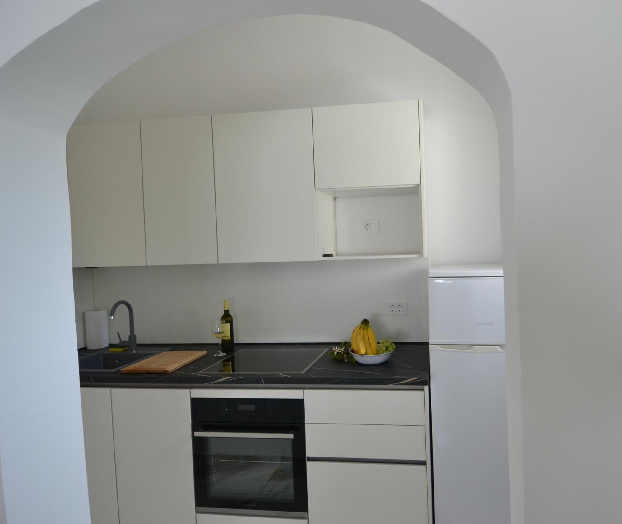 Villa Kadinela, 200M From Kamenjak, Huge Quiet Garden With Barbecue, 2 New Kitchens Premantura Buitenkant foto